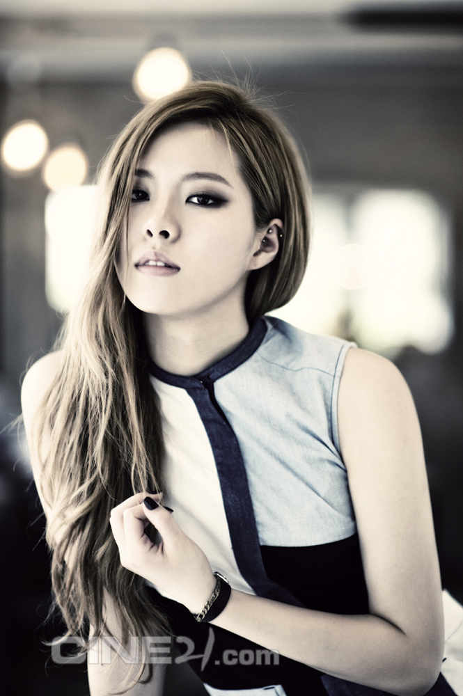 [trans x cross] ‘그냥’ 부르는 노래의 온도가 좋다